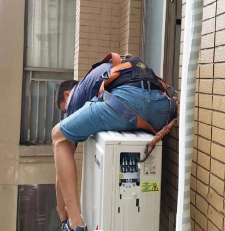 察雅空调移机